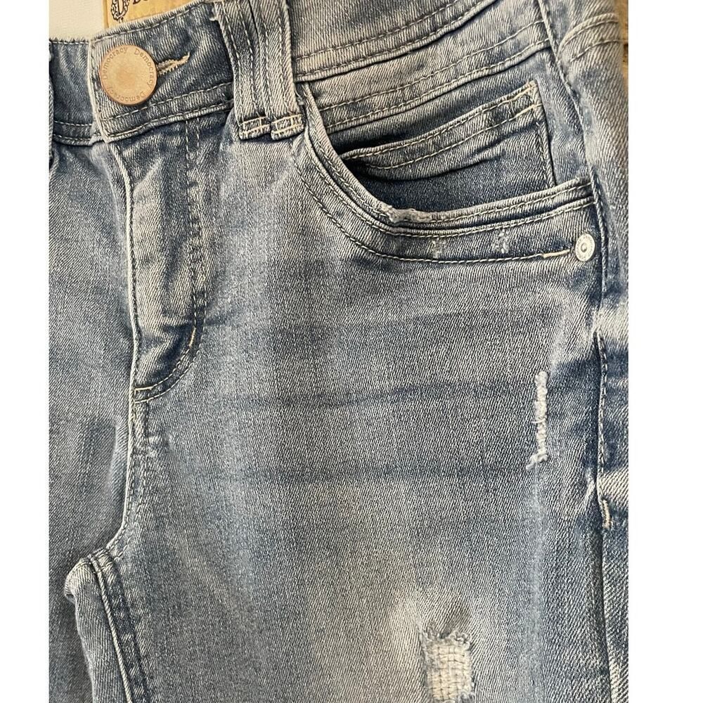 Democracy Women's "Ab-solution" Distressed Skinny Jeans - Light Wash Size 2 - Picture 4 of 7